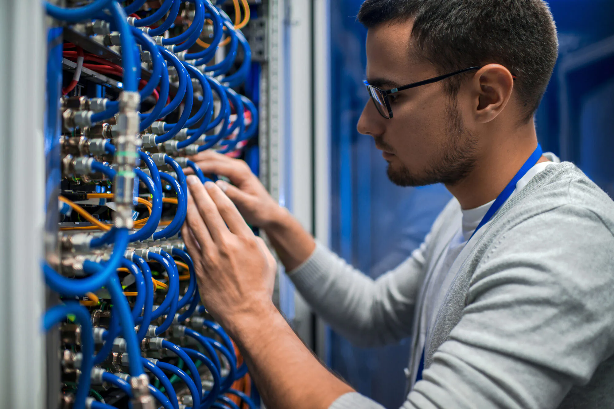 Fiber optic network installation for a commercial facility